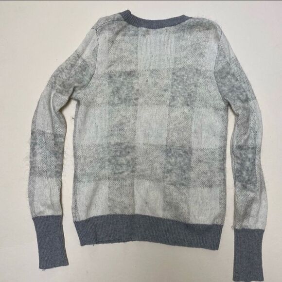 Banana Republic Women’s White and Gray Checkered Wool Blend Sweater - Picture 4 of 6